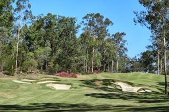 Grün 18 des Brookwater Golf Club