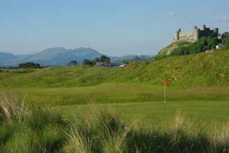 Harlech - Golf im Zeichen der Burg